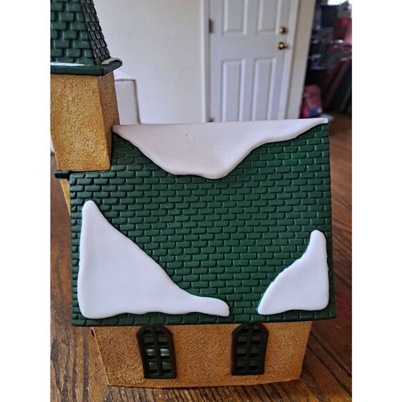 Vintage Dept 56 Merry Makers Merry Mountain Chapel Porcelain Christmas Building - Picture 6 of 11